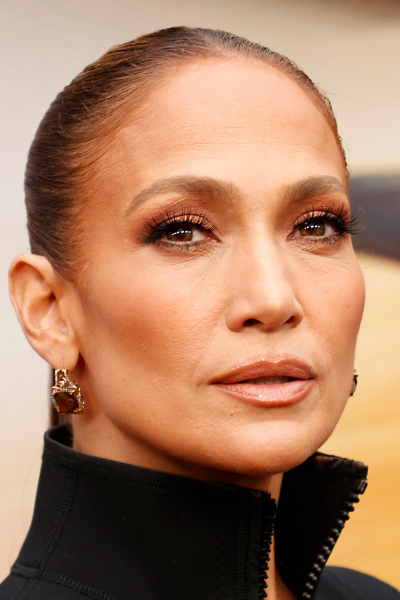 J-Lo Taps Into The Latte Trend With Retro Ombré Lips